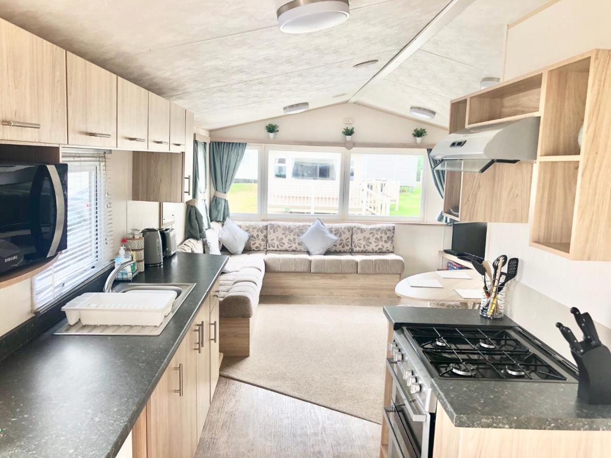 The Salsa Attractive Accomodation At Tattershall Lakes Экстерьер фото